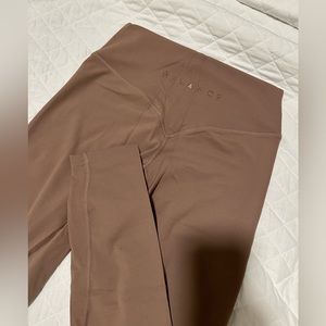 Balance Athletica New Cloud Leggings